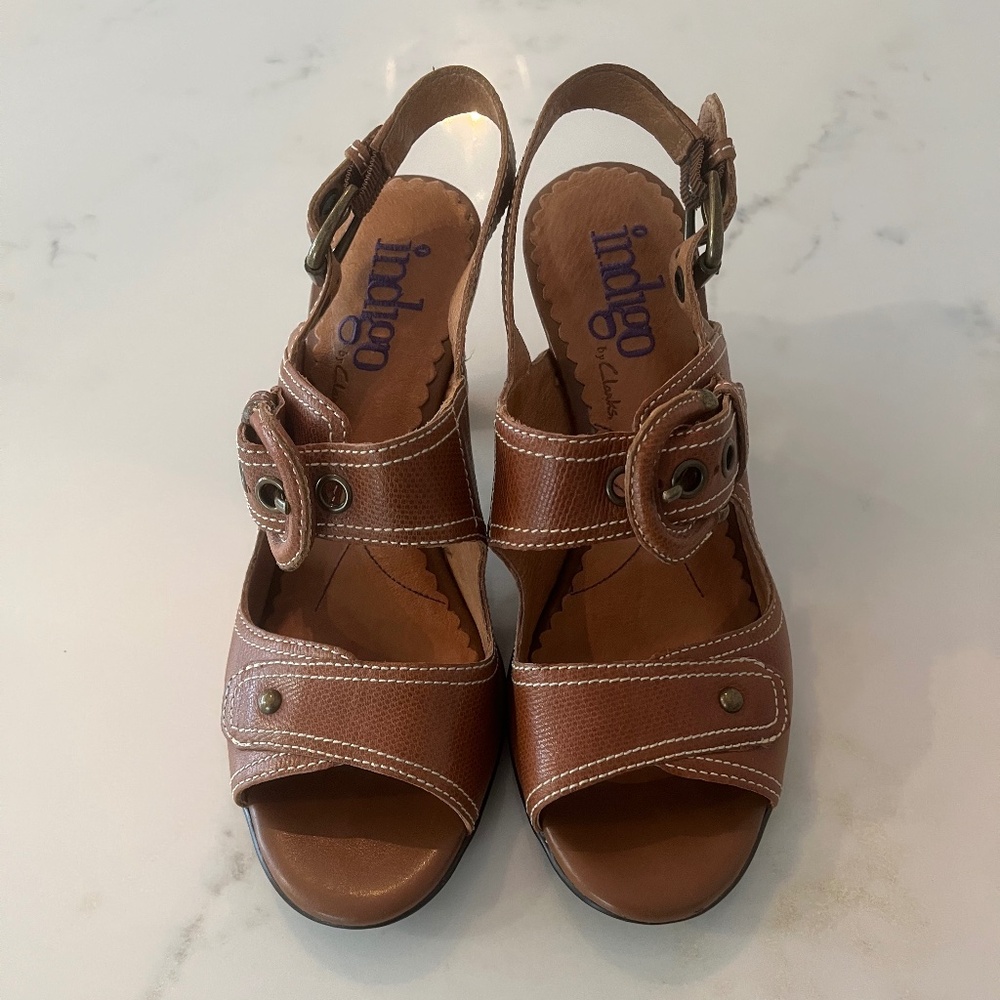 Indigo by Clarks Leather open toe slingback heels, caramel color, buckle